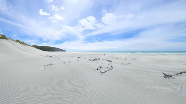 Deserted Beach Walk, Golden Bay, New Zealand