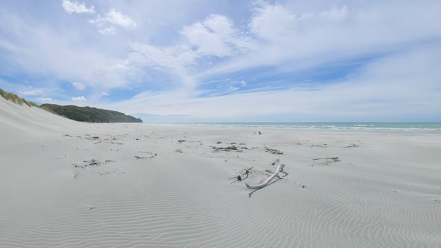 Deserted Beach Walk, Golden Bay, New Zealand
