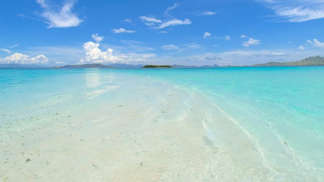 Sandspit Stroll, Komodo, Indonesia